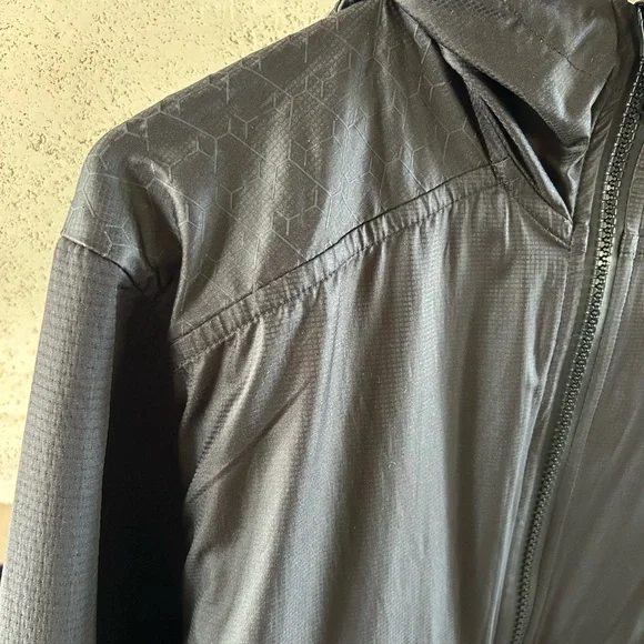 Puma Jacket - Picture 5 of 9